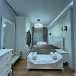 Delijorgji 4u Apartment