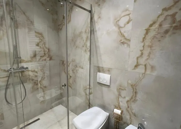 Delijorgji 4u 公寓 地拉那